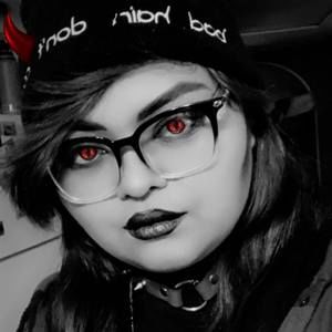 Meet your Posher, Yvette